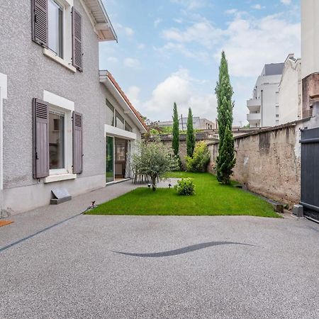 La Villa Sassolini Avec Jacuzzi 里昂 外观 照片