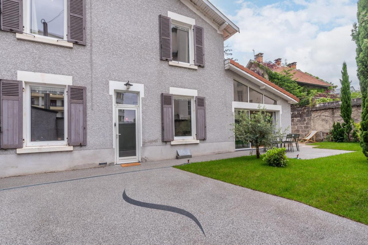 La Villa Sassolini Avec Jacuzzi 里昂 外观 照片