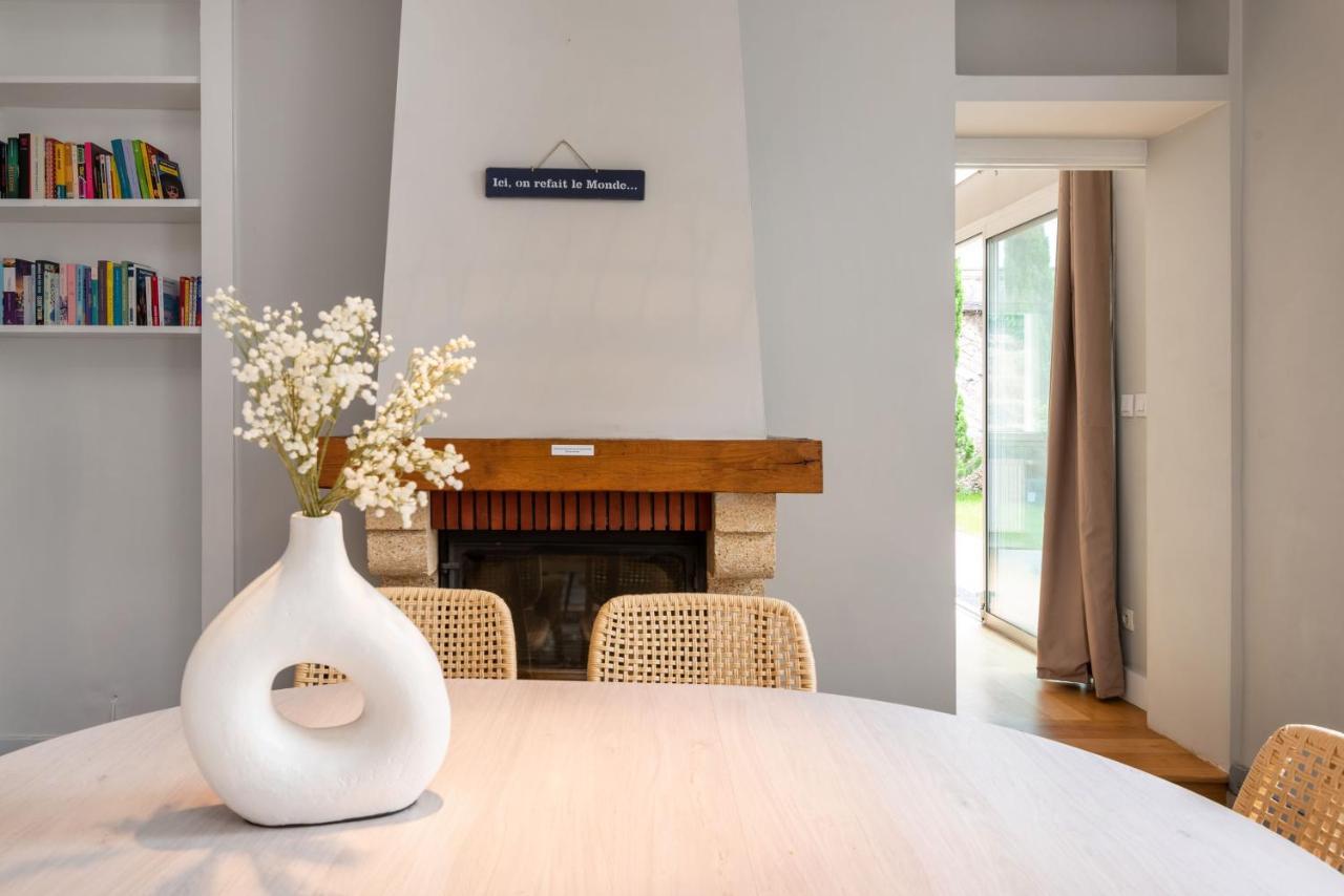 La Villa Sassolini Avec Jacuzzi 里昂 外观 照片